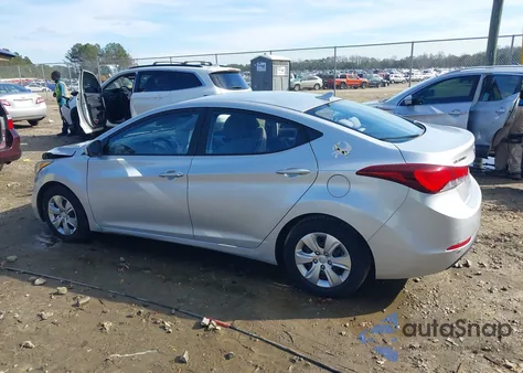 2016 Hyundai Elantra Se z USA, uszkodzony, nr VIN KMHDH4AE5GU481177